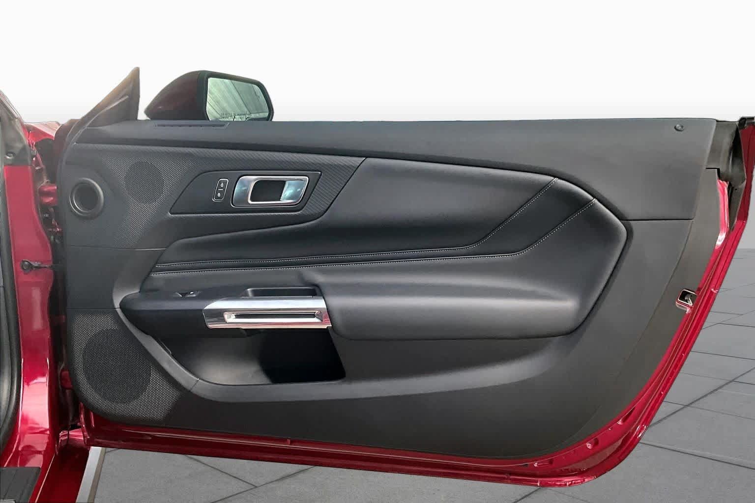 Used 2025 Ford Mustang Premium RWD image 22