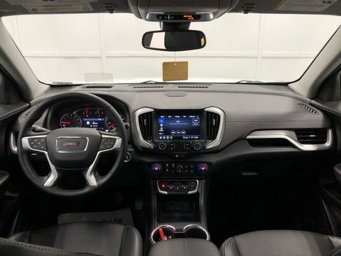 Used 2023 GMC Terrain SLT w/ Infotainment Package II image 15