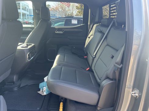 Used 2025 Chevrolet Silverado 1500 LTZ w/ LTZ Convenience Package II image 17