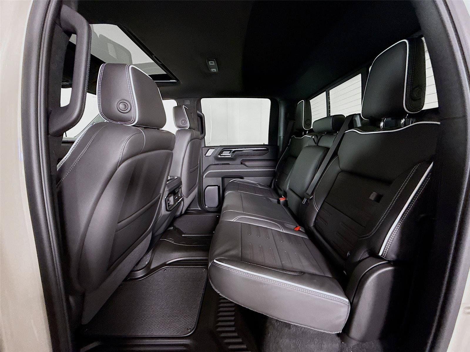 New 2026 GMC Sierra 2500 AT4X AWD/4WD image 19