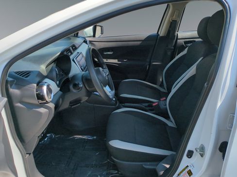 Used 2021 Nissan Versa SV image 19