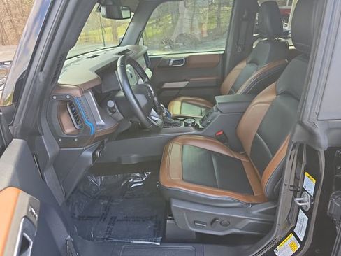 Certified 2023 Ford Bronco Outer Banks image 9