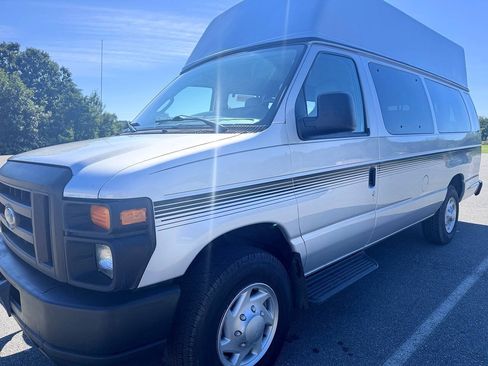 Used 2012 Ford E-350 and Econoline 350 XL w/ PWR Windows & Locks Group RWD image 3