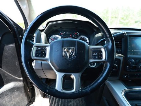 Used 2017 RAM 3500 Laramie AWD/4WD image 6