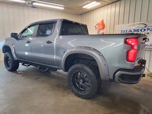 Used 2020 Chevrolet Silverado 1500 Custom w/ Custom Value Package image 4