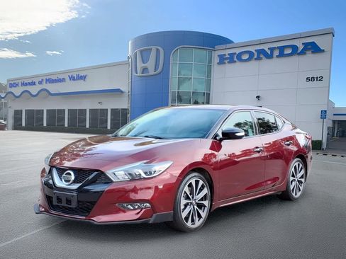 Used 2016 Nissan Maxima SR FWD image 1