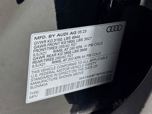 Used 2023 Audi SQ7 Premium Plus w/ Executive Package image 41
