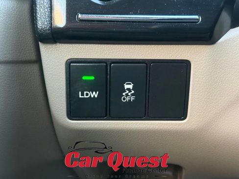 Used 2014 Honda Civic Hybrid Sedan image 26