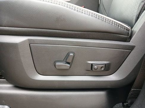 New 2026 RAM 4500 Laramie w/ Laramie Trim Package image 32