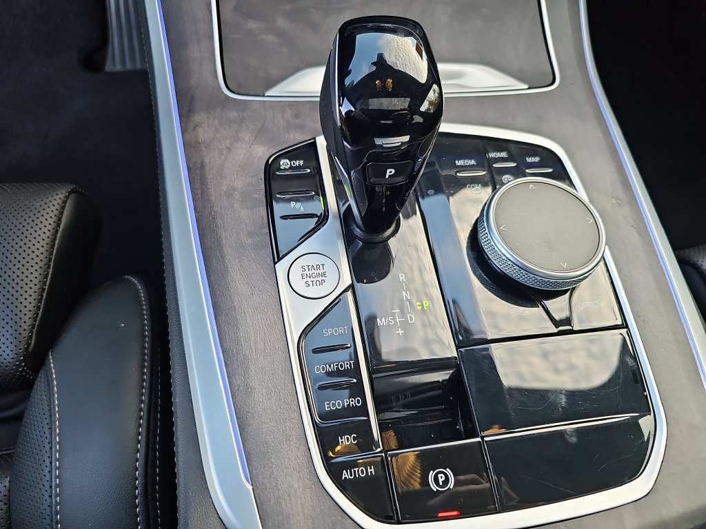 Used 2023 BMW X5 xDrive40i w/ Premium Package AWD/4WD image 20