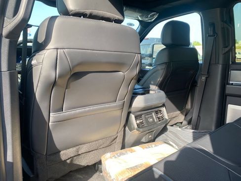 New 2026 Ford F250 Platinum AWD/4WD image 33