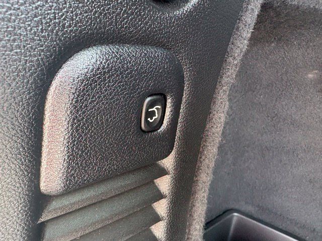 Used 2021 Dodge Durango R/T w/ Blacktop Package AWD/4WD image 36