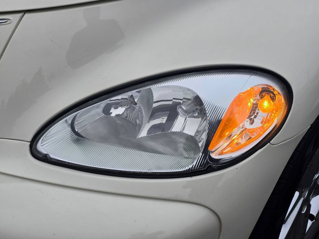 Used 2005 Chrysler PT Cruiser GT FWD image 69