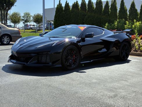 Used 2026 Chevrolet Corvette Z06 w/ Z07 Performance Package RWD image 6