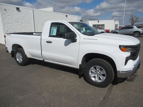 Certified 2025 Chevrolet Silverado 1500 W/T w/ WT Value Package AWD/4WD image 3
