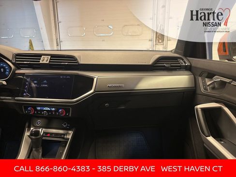 Used 2023 Audi Q3 2.0T Premium image 35