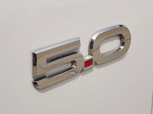 Used 2021 Ford Mustang GT Premium w/ Equipment Group 401A RWD image 8