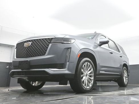 Used 2021 Cadillac Escalade Premium Luxury w/ Driver Assist Tech Package AWD/4WD image 51