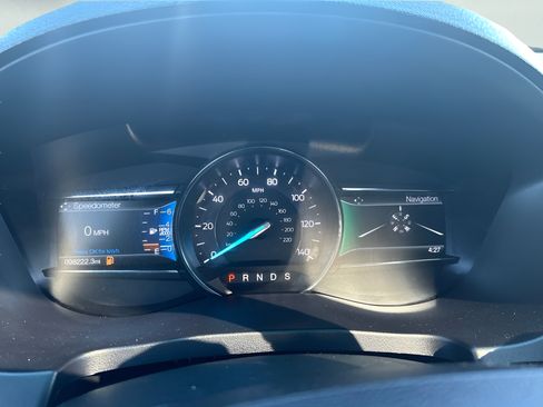 Used 2017 Ford Explorer Limited AWD/4WD image 12