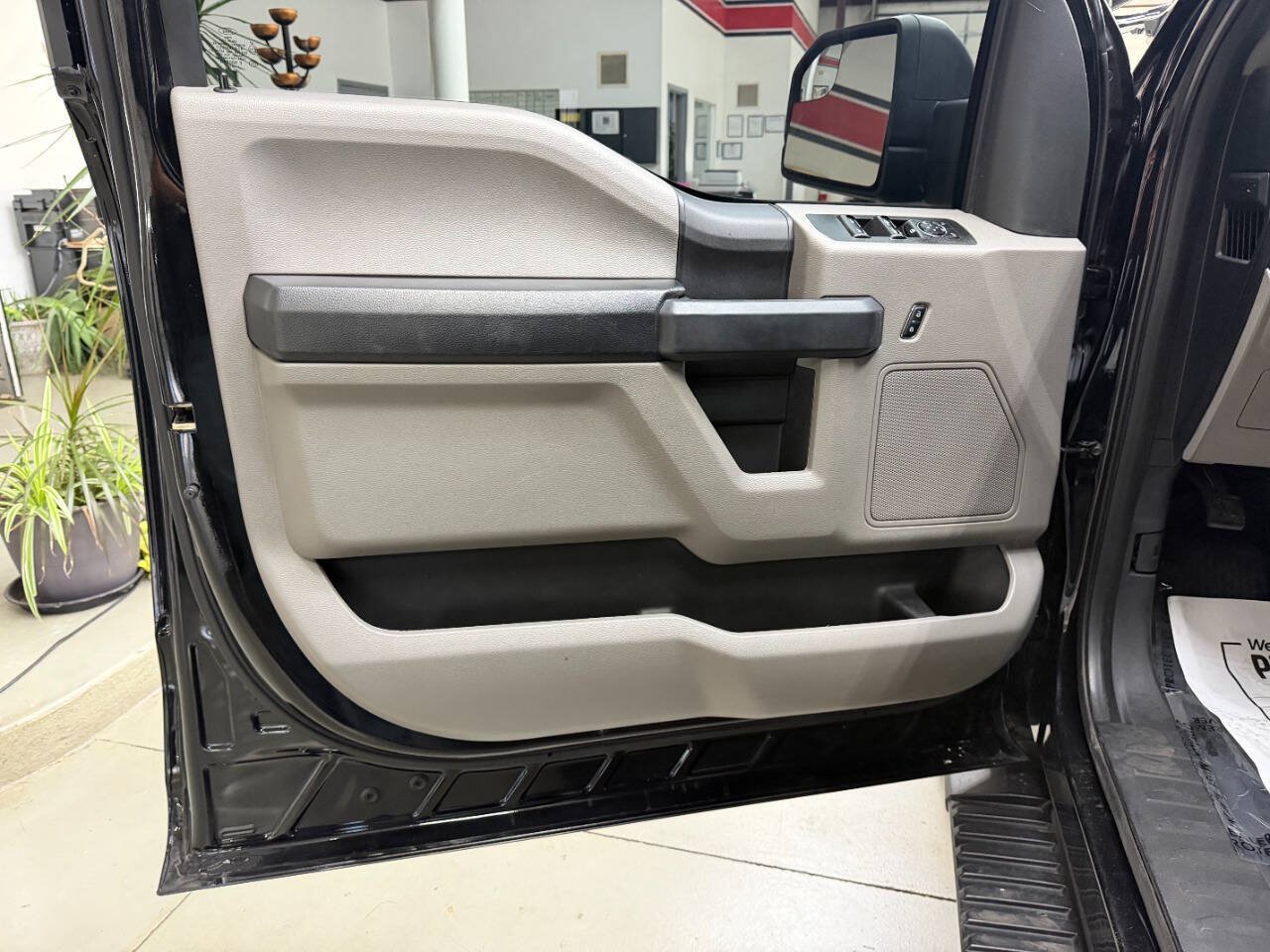 Used 2017 Ford F150 XL w/ XL Power Equipment Group AWD/4WD image 10