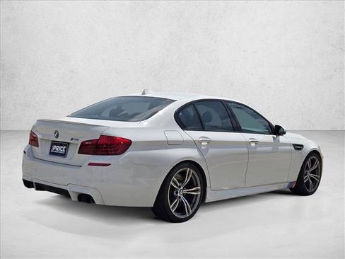 Used 2014 BMW M5 RWD image 5