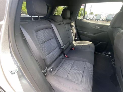 Used 2026 Chevrolet Equinox LT FWD image 23