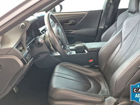 Used 2022 Lexus ES 300h F Sport image 11