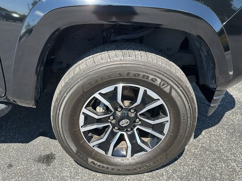 Used 2023 Toyota Tacoma TRD Sport image 24