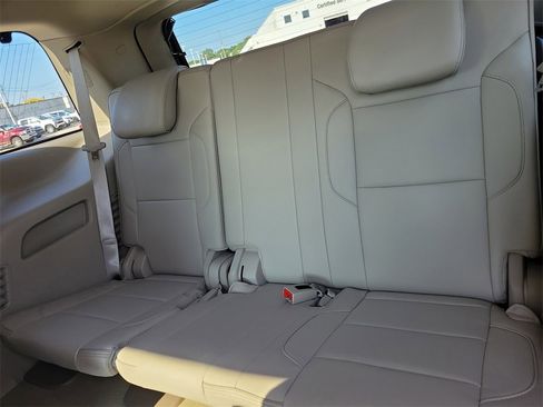 Used 2018 GMC Yukon Denali image 12