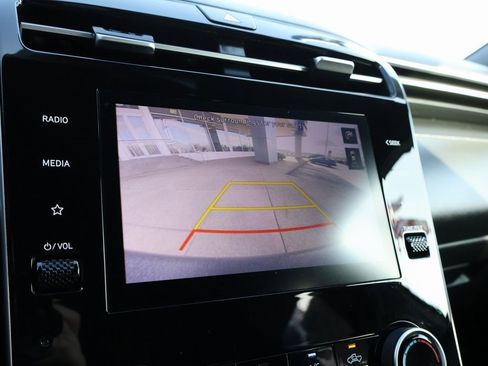 Used 2023 Hyundai Santa Cruz SEL image 34