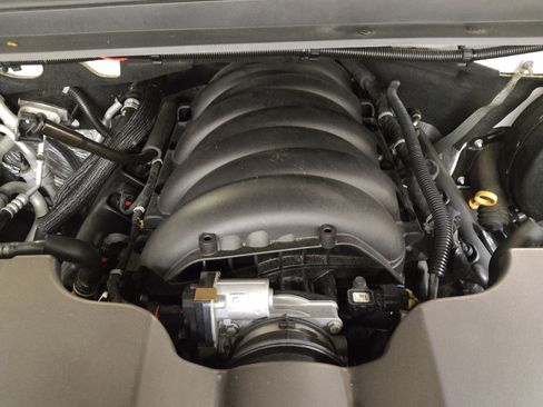 Used 2019 Chevrolet Tahoe LT RWD image 30