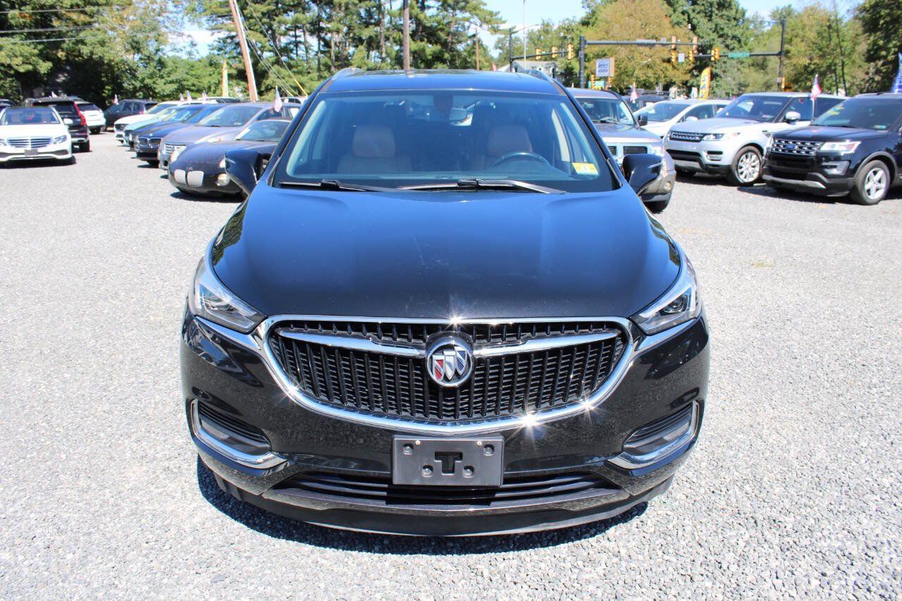 Used 2019 Buick Enclave Essence AWD/4WD image 3
