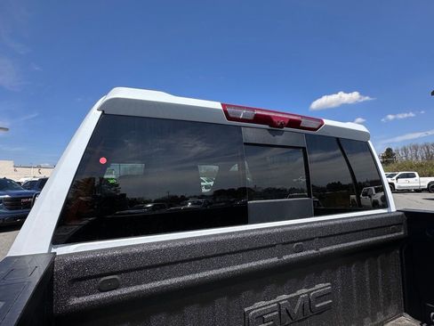 New 2026 GMC Sierra 1500 Denali w/ Denali Reserve Package AWD/4WD image 36
