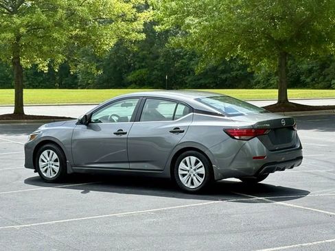 Used 2025 Nissan Sentra S w/ Lighting Package FWD image 4