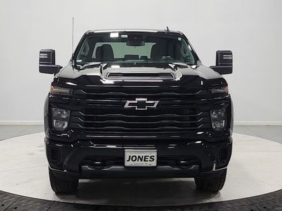 Used 2024 Chevrolet Silverado 2500 Custom w/ Custom Value Package