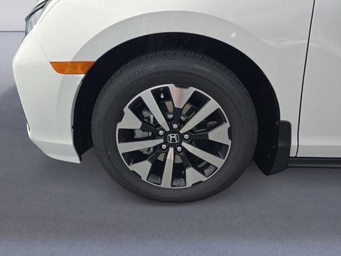 New 2026 Honda Odyssey EX-L image 10
