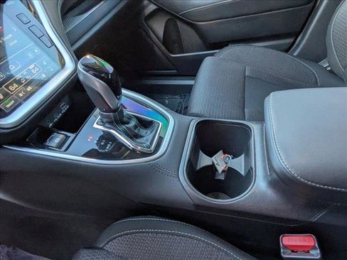 Used 2023 Subaru Outback Premium image 16