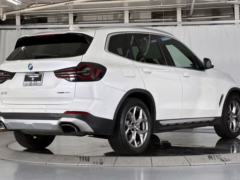 Used 2023 BMW X3 sDrive30i w/ Premium Package RWD image 9
