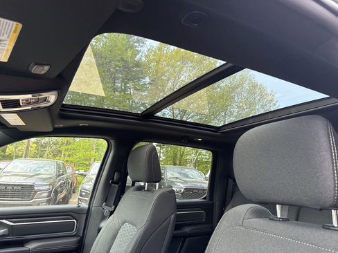 New 2026 RAM 1500 4x4 Crew Cab image 18