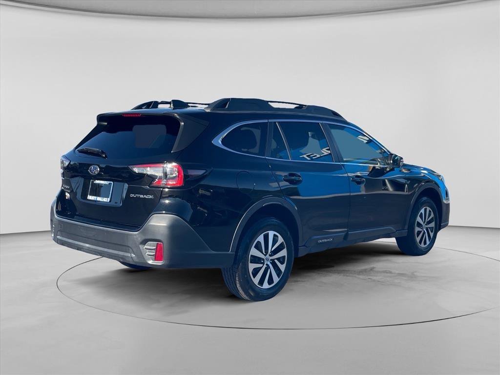 Used 2022 Subaru Outback Premium AWD/4WD image 7