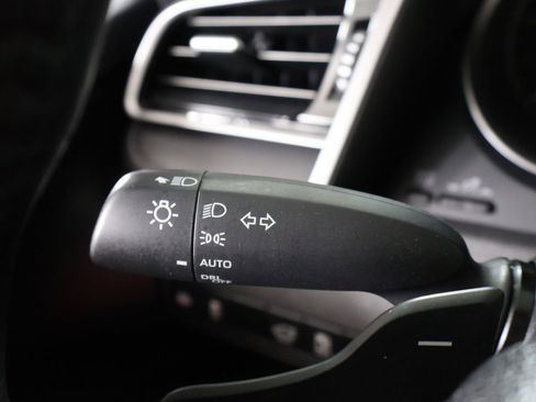 Used 2023 Toyota Camry SE FWD image 35