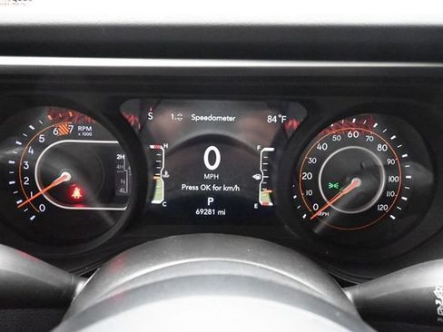 Used 2024 Jeep Wrangler Unlimited Rubicon AWD/4WD image 42