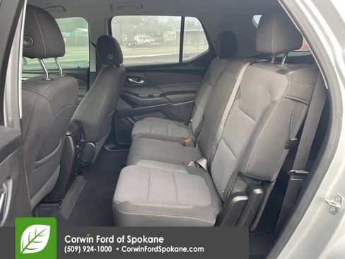 Used 2020 Chevrolet Traverse LS image 11