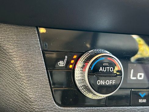 Used 2022 Mitsubishi Outlander SEL FWD image 23