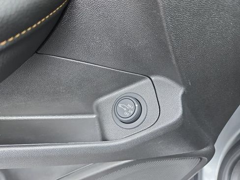 Used 2024 GMC Terrain AT4 w/ LPO, Floor Liner Package AWD/4WD image 19