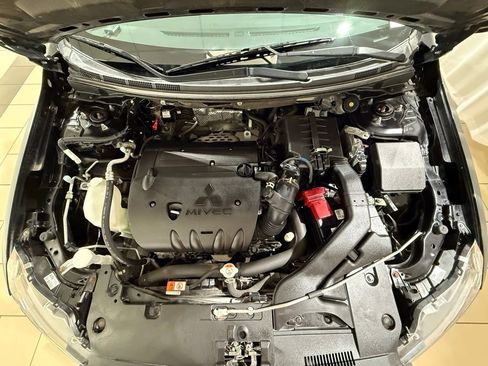 Used 2017 Mitsubishi Lancer LE image 10