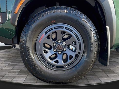 New 2025 Nissan Frontier PRO-4X image 12