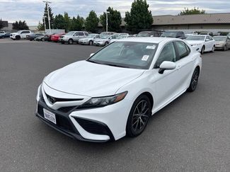 Used 2024 Toyota Camry SE FWD video 1