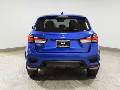 Used 2020 Mitsubishi Outlander Sport SE AWD/4WD image 4