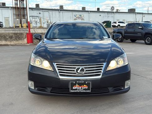 Used 2011 Lexus ES 350 image 2